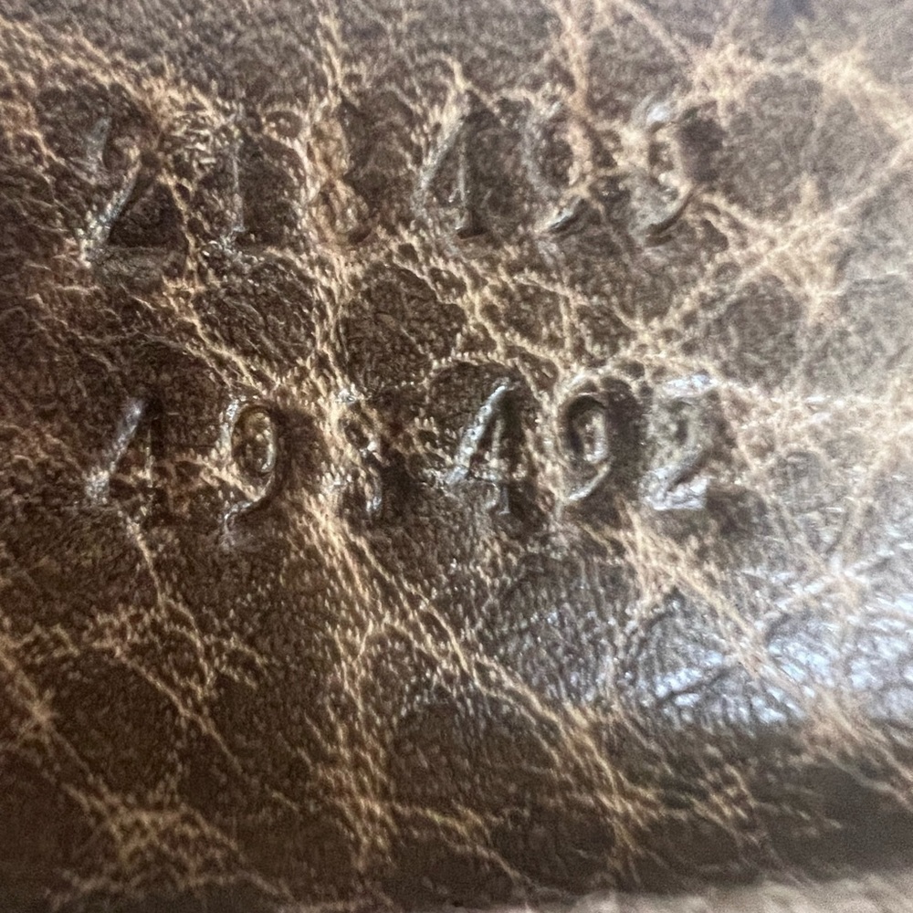 Distressed Bamboo Gucci Tote - Picture 7 of 12